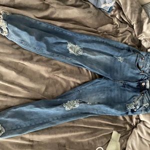 Dark Washed ripped Jeans